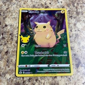 Pikachu Pokémon Card